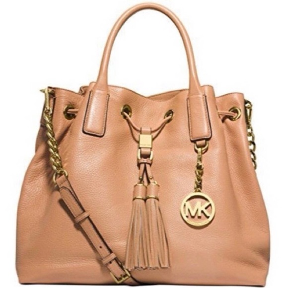 MICHAEL KORS CAMDEN LEATHER DRAWSTRING BAG WITH DOUBLE TASSELS - Picture 1 of 5